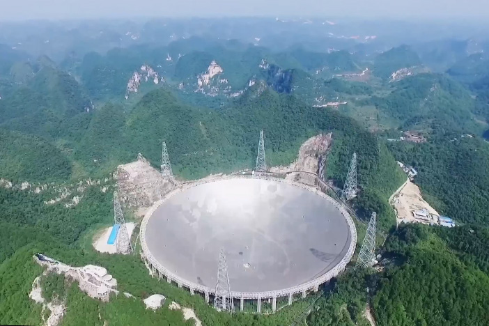 中國天眼?聆聽宇宙的“聲音”